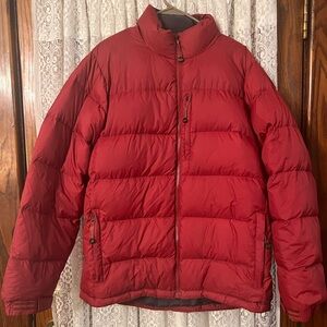 L.L. Bean Men's Ultralight 850 Down Jacket - medium reg., goose down insulation